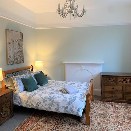 Villa With Park Views Close To Liverpool Centre Bagian luar foto