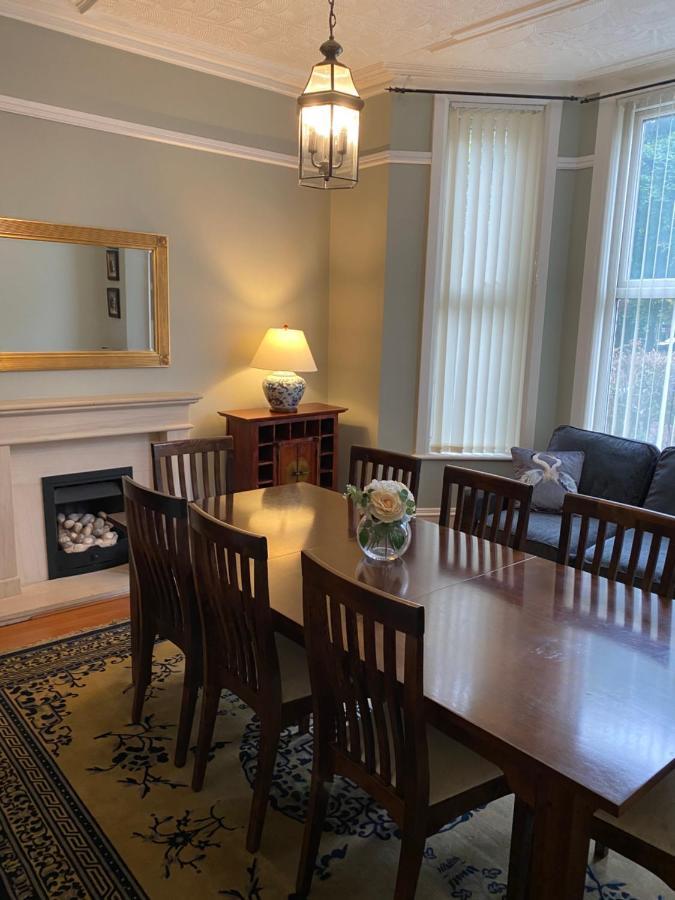Villa With Park Views Close To Liverpool Centre Bagian luar foto