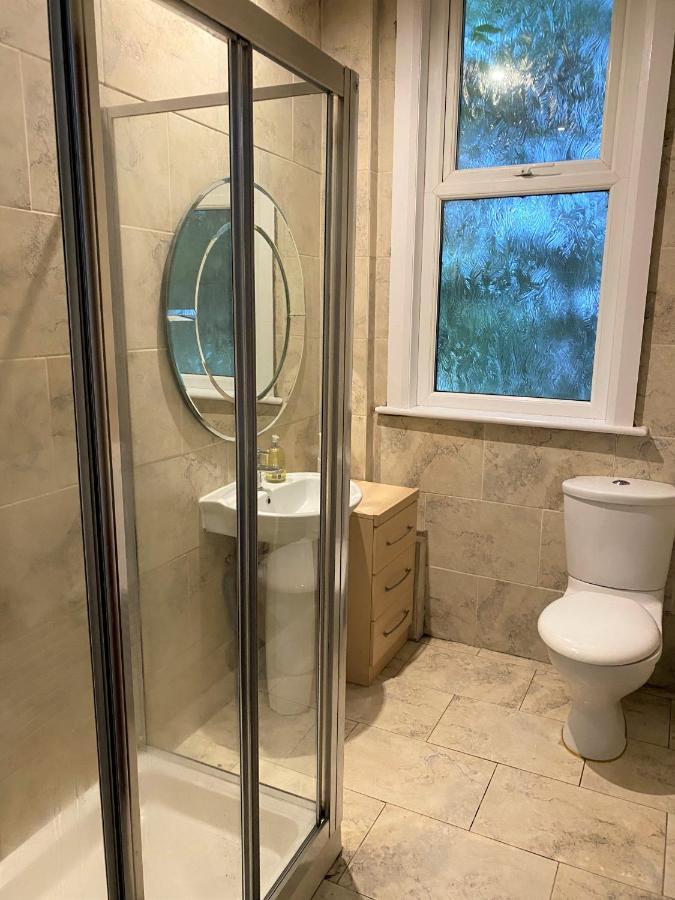 Villa With Park Views Close To Liverpool Centre Bagian luar foto