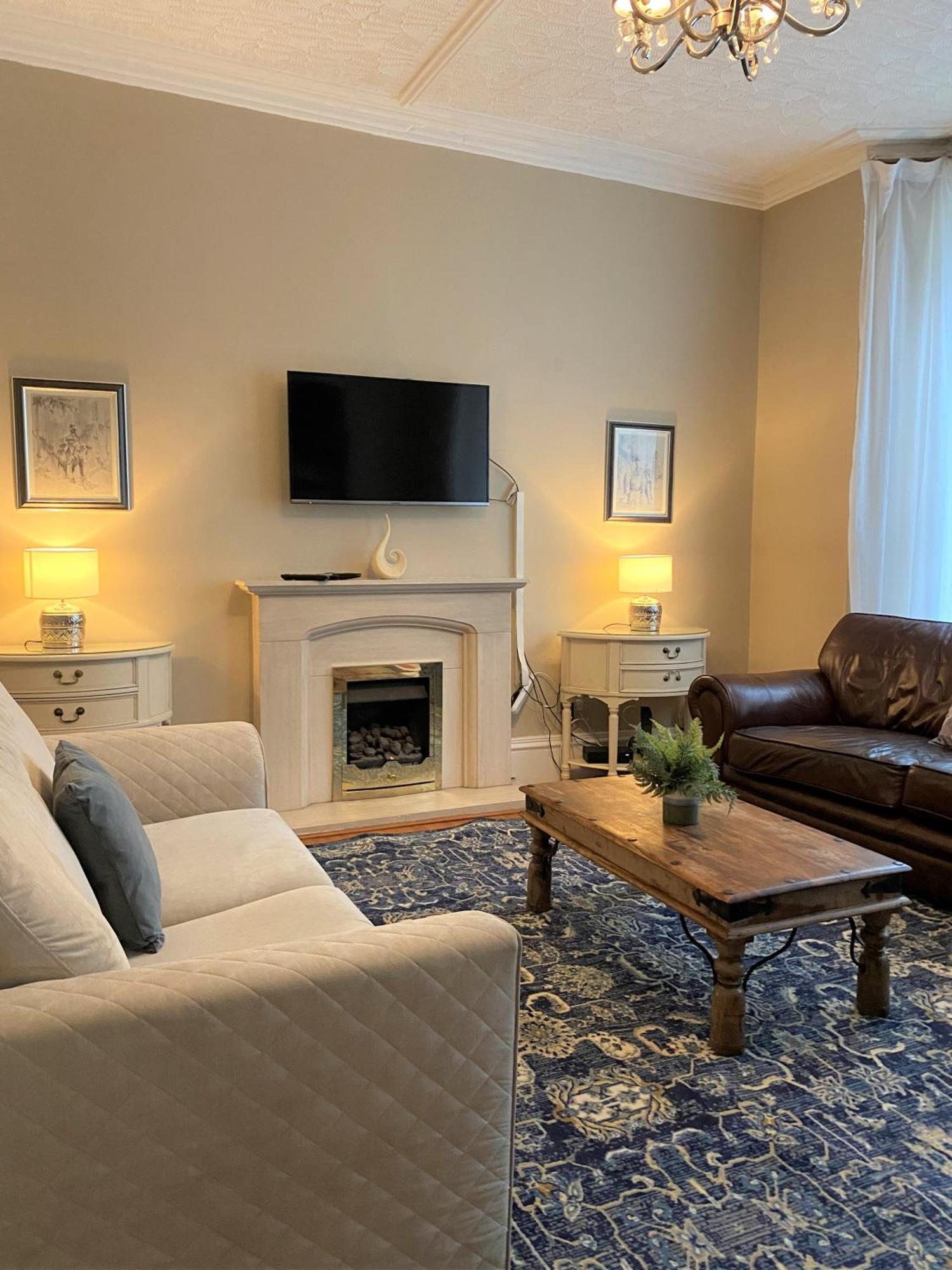Villa With Park Views Close To Liverpool Centre Bagian luar foto